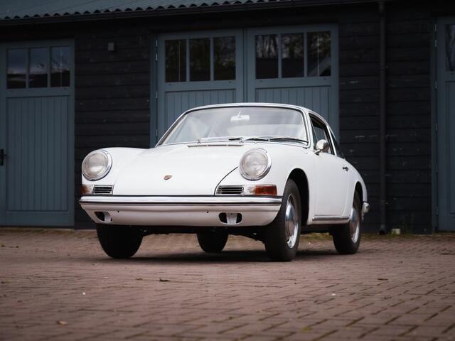Wit Gebruikt 1965 Porsche 911 Coupé | € 125.000 - Afbeelding 1/4