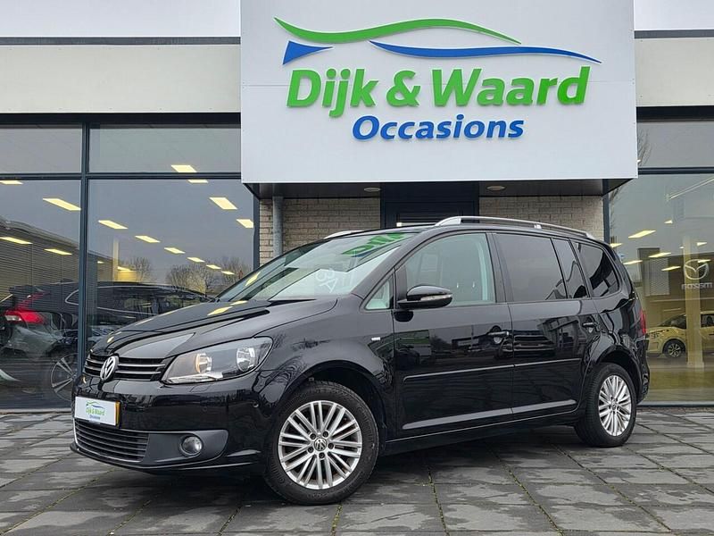 Zwart Occasion 2015 VW Touran Highline MPV | € 12.449 (Super prijs) - Afbeelding 1/4