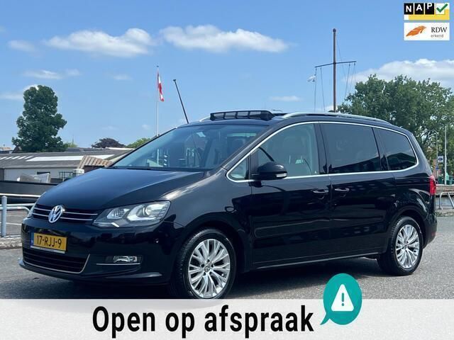 Zwart Gebruikt 2011 VW Sharan Highline MPV | € 17.499 (Iets duurder) - Afbeelding 1/4