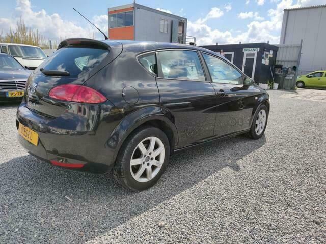 Occasion Seat Leon 105 PK (77 kW) 2006 Zwart Hatchback