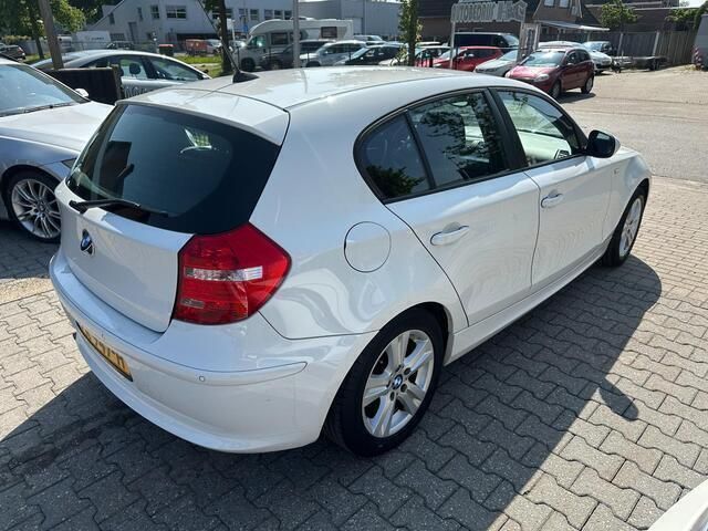Occasion BMW 116 122 PK (89 kW) 2011 Wit Hatchback