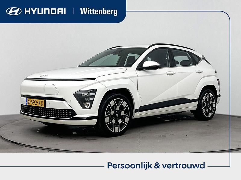 Wit Gebruikt 2024 Hyundai Kona Comfort SUV | € 36.899 (Goede deal) - Afbeelding 1/4