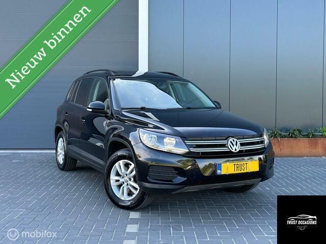 Zwart Gebruikt 2013 VW Tiguan SUV | € 11.995 (Eerlijke prijs) - Afbeelding 1/4