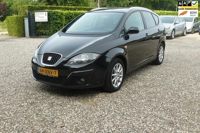 Zwart Gebruikt 2012 Seat Altea XL Copa MPV | € 3.750 (Goede deal) - Afbeelding 1/4