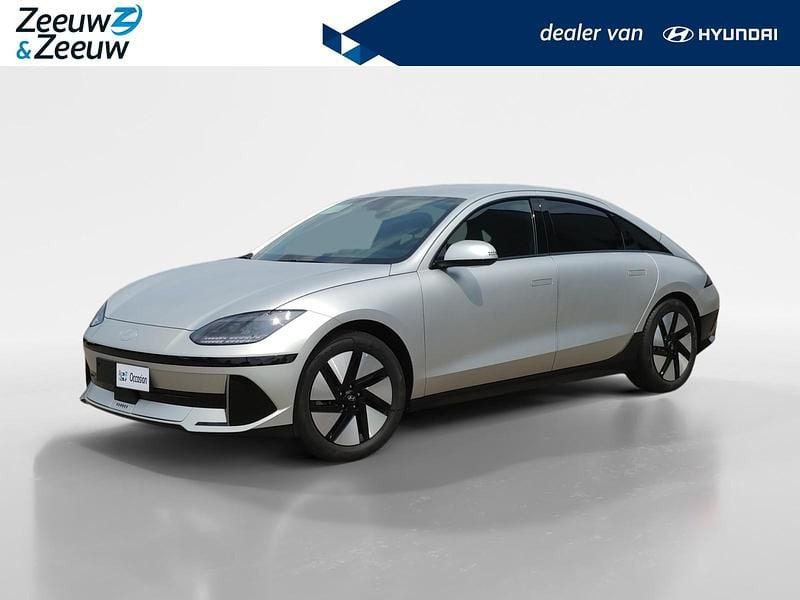 Gravity gold matte (licht goud) Nieuw 2025 Hyundai Ioniq 6 Sedan | € 44.995 - Afbeelding 1/4
