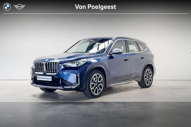 Phytonicblau metallic (blauw metallic) Gebruikt 2023 BMW iX1 xLine SUV | € 42.495 (Super prijs) - Afbeelding 1/4