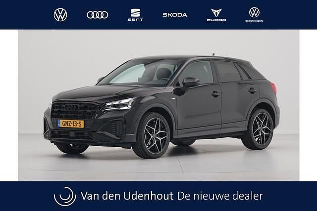 Zwart Gebruikt 2024 Audi Q2 Design SUV | € 37.940 (Duur) - Afbeelding 1/4