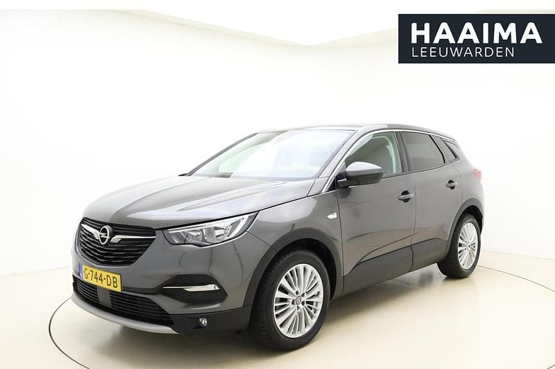 Grijs Occasion 2018 Opel Grandland X Innovation SUV | € 17.950 (Iets duurder) - Afbeelding 1/4