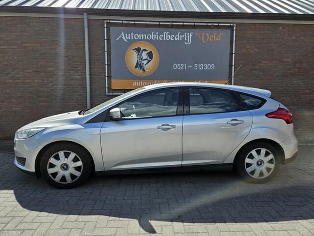 Occasion Ford Focus Trend 101 PK (74 kW) 2014 Grijs, metallic lak Hatchback