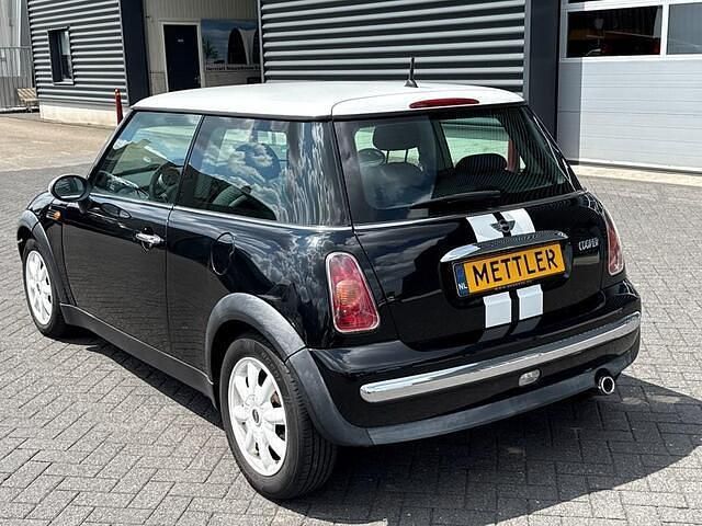 Occasion Mini Cooper Pepper 116 PK (85 kW) 2002 Zwart Hatchback