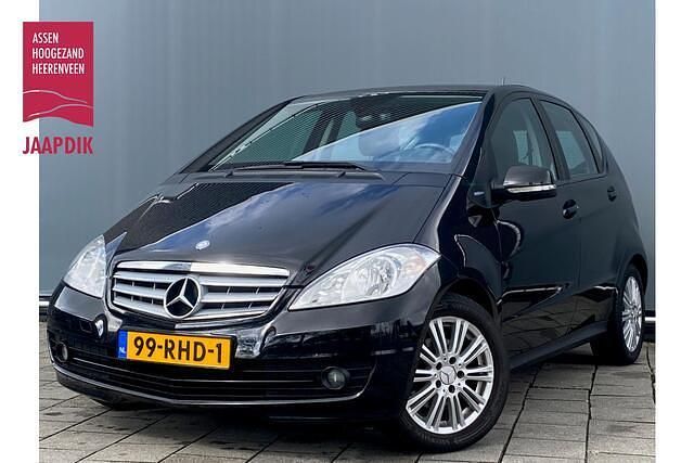 Zwart, metallic lak Gebruikt 2011 Mercedes A160 Business MPV | € 1.499 (Super prijs) - Afbeelding 1/4