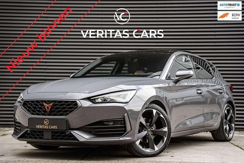Grijs Gebruikt 2022 Cupra Leon Stationwagen | € 31.950 (Duur) - Afbeelding 1/4