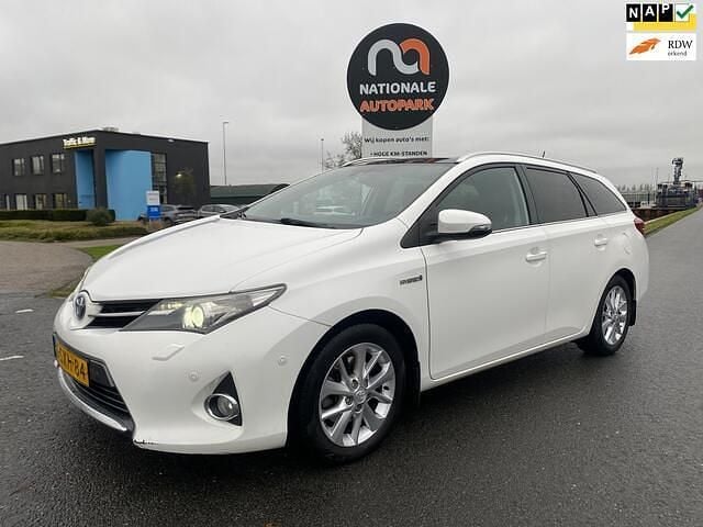Wit Occasion 2014 Toyota Auris Touring Sports Stationwagen | € 7.499 (Super prijs) - Afbeelding 1/4