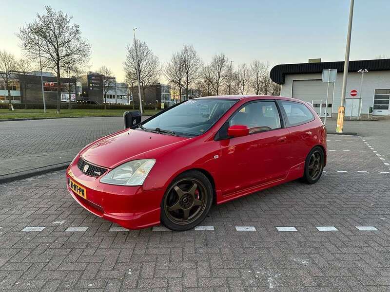 Rood Gebruikt 2001 Honda Civic Type R Sedan | € 7.695 - Afbeelding 1/4