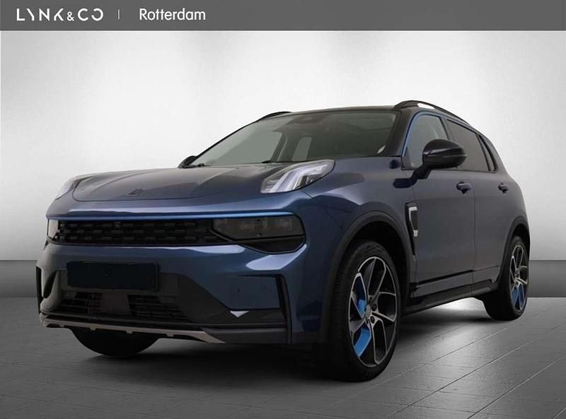 Blauw Gebruikt 2023 Lynk & Co 01 SUV | € 29.450 (Iets duurder) - Afbeelding 1/3