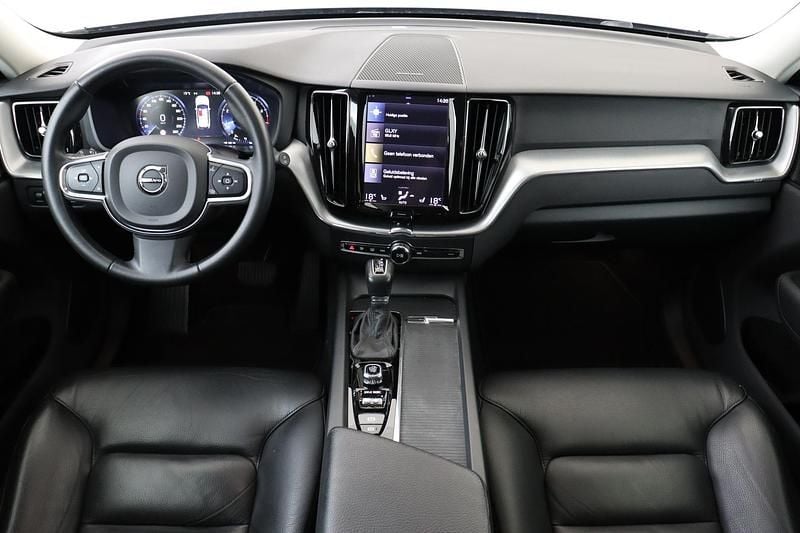Occasion Volvo XC60 Momentum 191 PK (140 kW) 2019 Grijs SUV