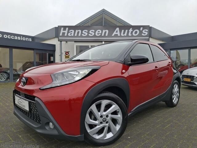 Rood Gebruikt 2022 Toyota Aygo Premium Hatchback | € 19.795 (Iets duurder) - Afbeelding 1/4