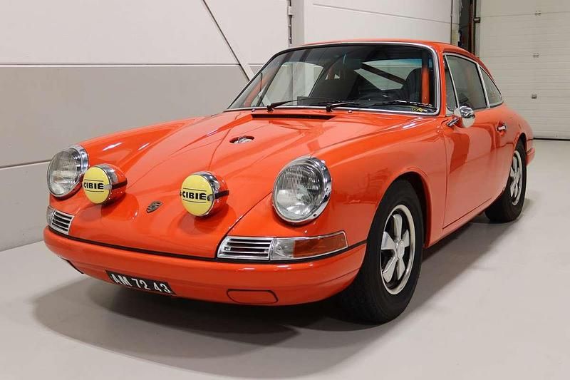 Oranje Occasion 1967 Porsche 992 | € 79.900 - Afbeelding 1/4