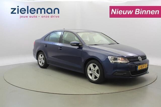Blauw Gebruikt 2011 VW Jetta Comfortline Sedan | € 6.345 (Eerlijke prijs) - Afbeelding 1/4