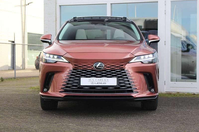 Occasion Lexus RX450h President Line 309 PK (227 kW) 2023  (metallic) SUV