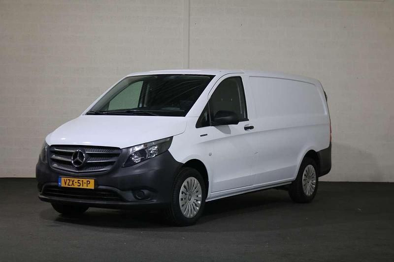 Wit Gebruikt 2019 Mercedes e-Vito MPV | € 11.950 (Iets duurder) - Afbeelding 1/4
