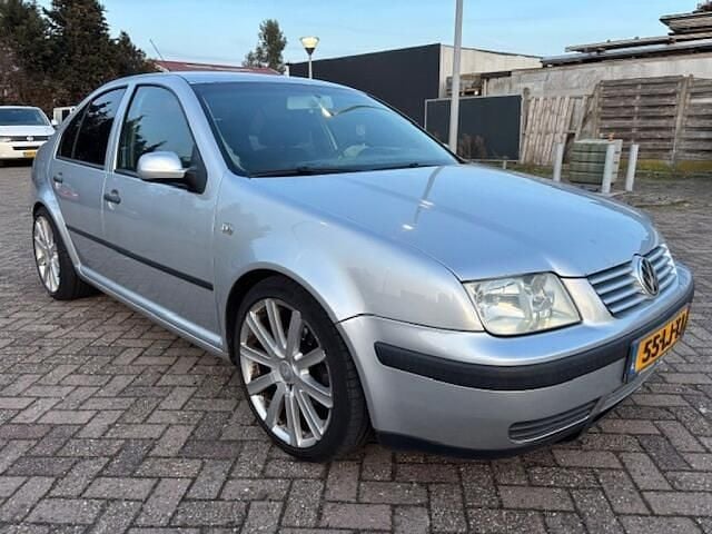 Occasion VW Bora Sportline 116 PK (85 kW) 2003 Grijs Sedan