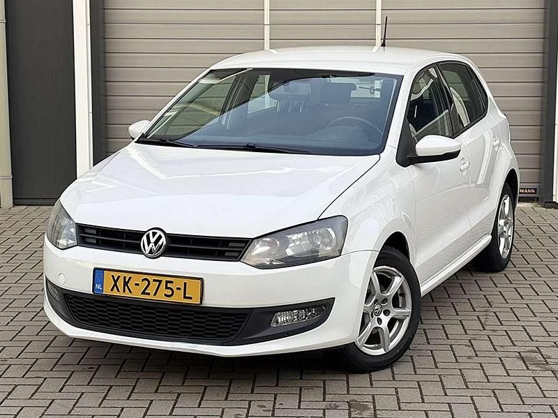 Wit Occasion 2014 VW Polo Hatchback | € 8.249 (Eerlijke prijs) - Afbeelding 1/4