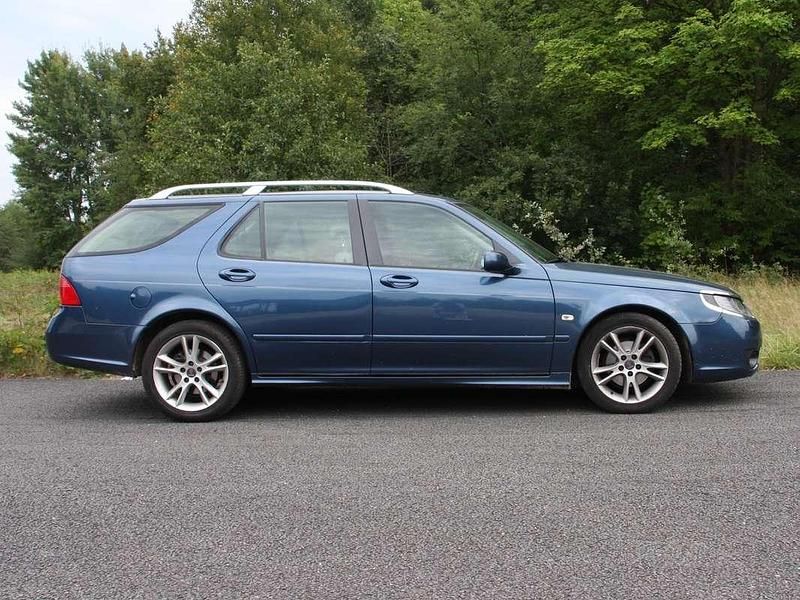 Blauw Occasion 2008 Saab 9-5 Vector Stationwagen | € 3.950 (Iets duurder) - Afbeelding 1/4