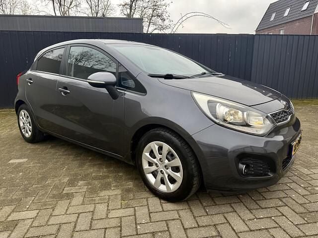 Occasion Kia Rio Plus 86 PK (63 kW) 2012 Grijs Hatchback