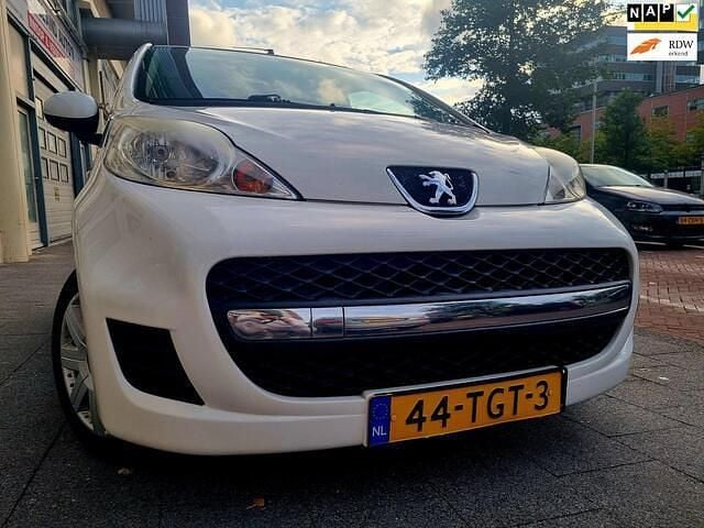Occasion Peugeot 107 68 PK (50 kW) 2012 Wit Hatchback