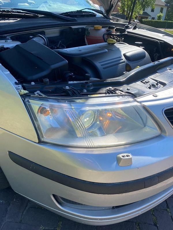 Grijs Gebruikt 2006 Saab 9-3 Cabriolet Vector Cabriolet | € 5.250 (Super prijs) - Afbeelding 1/4