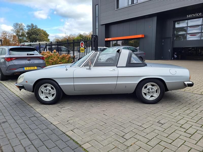Occasion Alfa Romeo Spider Veloce 127 PK (93 kW) 1972 Grijs Cabriolet