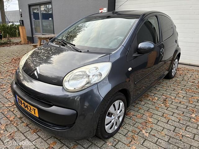 Grijs Occasion 2006 Citroën C1 Hatchback | € 1.895 (Eerlijke prijs) - Afbeelding 1/4