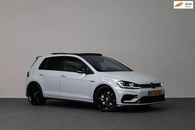 Wit Gebruikt 2018 VW Golf VII R Hatchback | € 28.995 (Eerlijke prijs) - Afbeelding 1/4