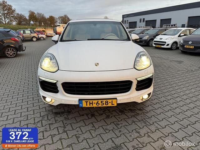 Wit Gebruikt 2015 Porsche Cayenne SUV | € 22.950 (Super prijs) - Afbeelding 1/4