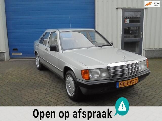 Grijs Gebruikt 1985 Mercedes 190 Sedan | € 5.995 - Afbeelding 1/4