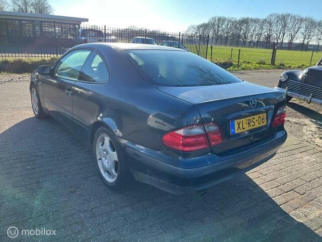 Occasion Mercedes CLK200 136 PK (100 kW) 1999 Zwart metallic Coupé