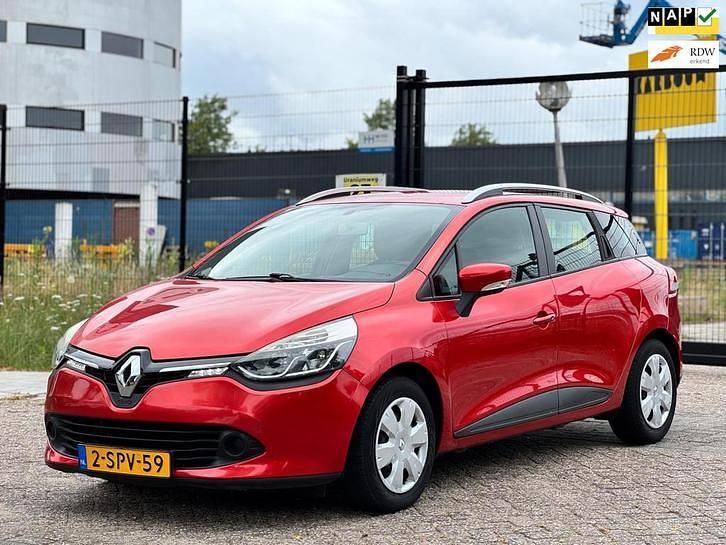 Gebruikt 2013 Renault Clio IV Expression Stationwagen | € 3.995 (Super prijs) - Afbeelding 1/4