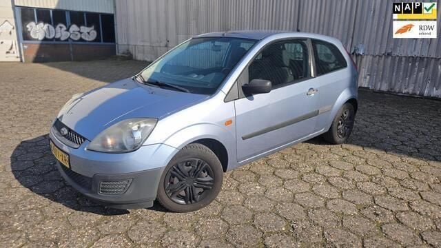 Blauw Gebruikt 2007 Ford Fiesta Cool & Sound Edition Hatchback | € 1.450 (Super prijs) - Afbeelding 1/4