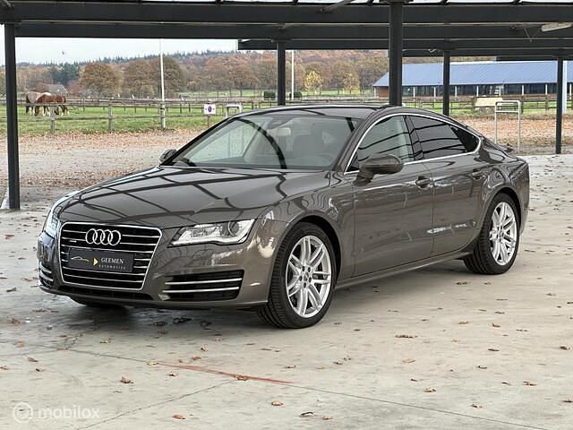Grijs Occasion 2011 Audi A7 Sportback Proline Hatchback | € 19.950 (Eerlijke prijs) - Afbeelding 1/4