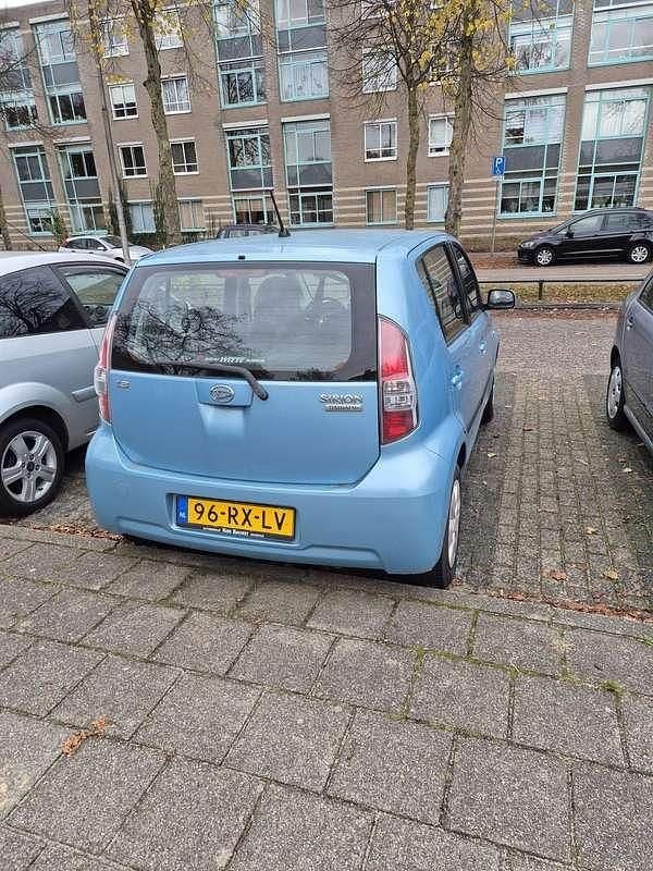 Occasion Daihatsu Sirion 87 PK (63 kW) 2005 Blauw Hatchback