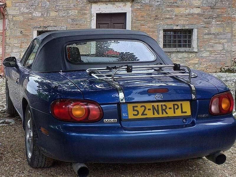Blauw Gebruikt 1999 Mazda MX5 Cabriolet | € 12.500 - Afbeelding 1/4