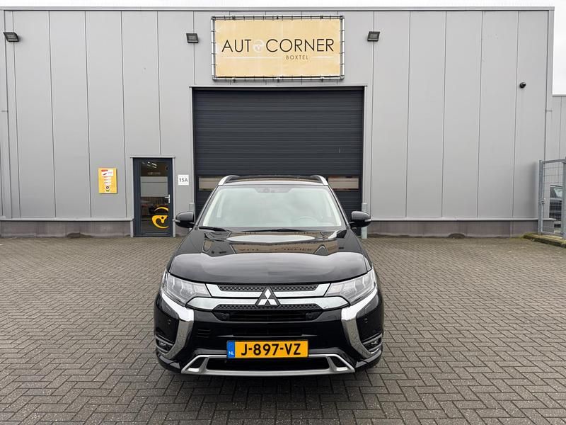 Occasion Mitsubishi Outlander P-HEV Intense 135 PK (99 kW) 2020 Zwart SUV