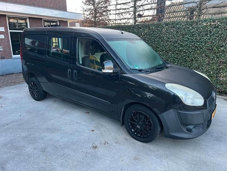 Zwart Occasion 2011 Fiat Doblò MPV | € 1.650 (Super prijs) - Afbeelding 1/4