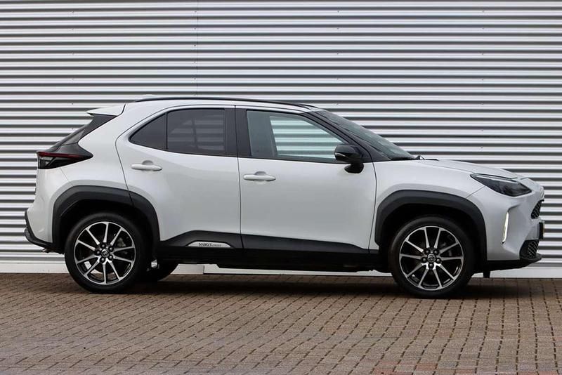 Occasion Toyota Yaris Cross Sport 92 PK (67 kW) 2023 Grijs SUV