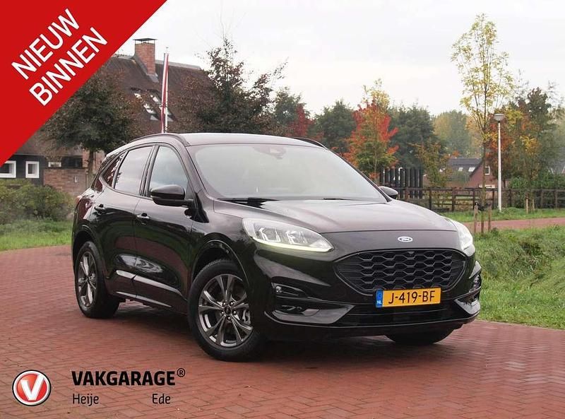 Zwart Gebruikt 2020 Ford Kuga ST-Line SUV | € 23.995 (Iets duurder) - Afbeelding 1/4