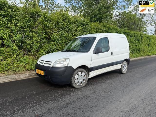 Wit Gebruikt 2007 Citroën Berlingo MPV | € 1.999 (Eerlijke prijs) - Afbeelding 1/4