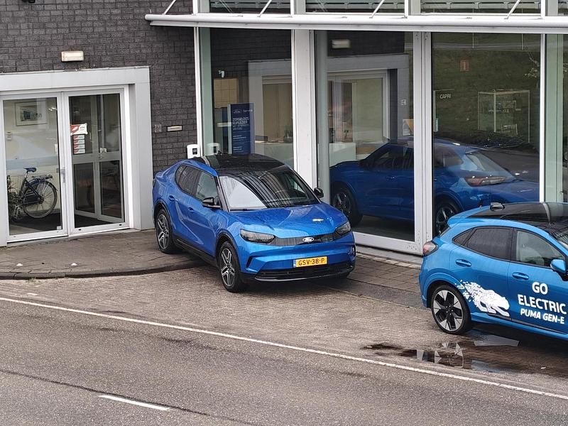 Occasion Ford Capri Extended Range 210 kW (286 PK) 2024 Blauw SUV