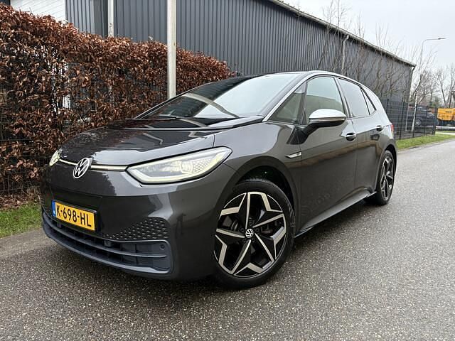 Grijs Occasion 2020 VW ID.3 Hatchback | € 12.950 (Goede deal) - Afbeelding 1/4