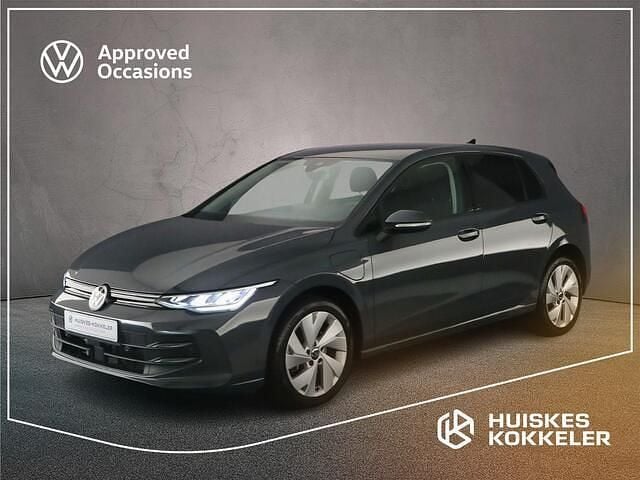 Grijs (metallic) Occasion 2025 VW Golf VIII Edition Hatchback | € 31.900 (Super prijs) - Afbeelding 1/4